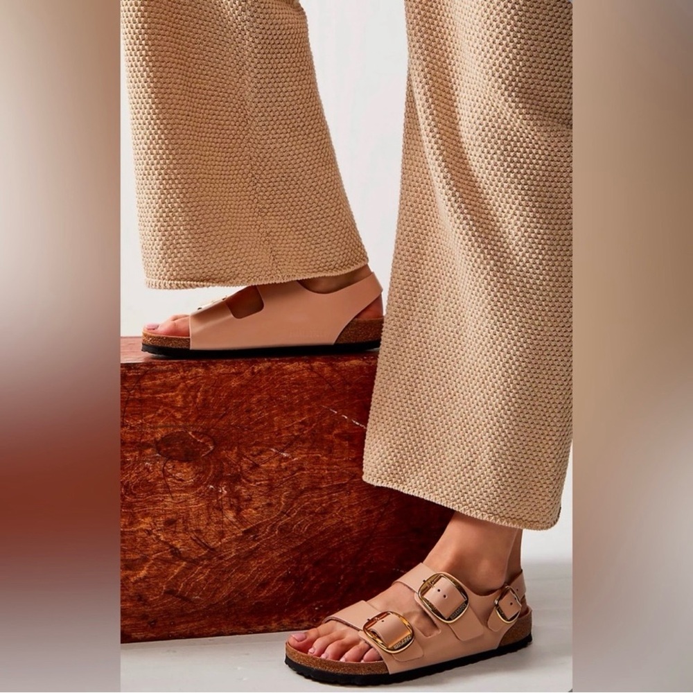 BIRKENSTOCK MILANO BOG BUCKLE  LEATHER PATENT HIGH SHINE NEW BEIGE SIZE US 8-8.5